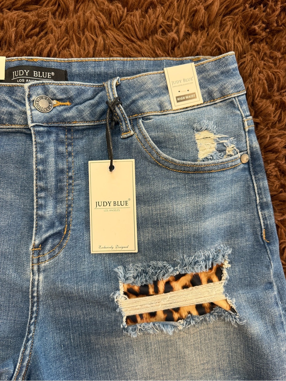 Judy Blue Faded Blue Denim Shorts with Leopard Patch - Picture 4 of 5